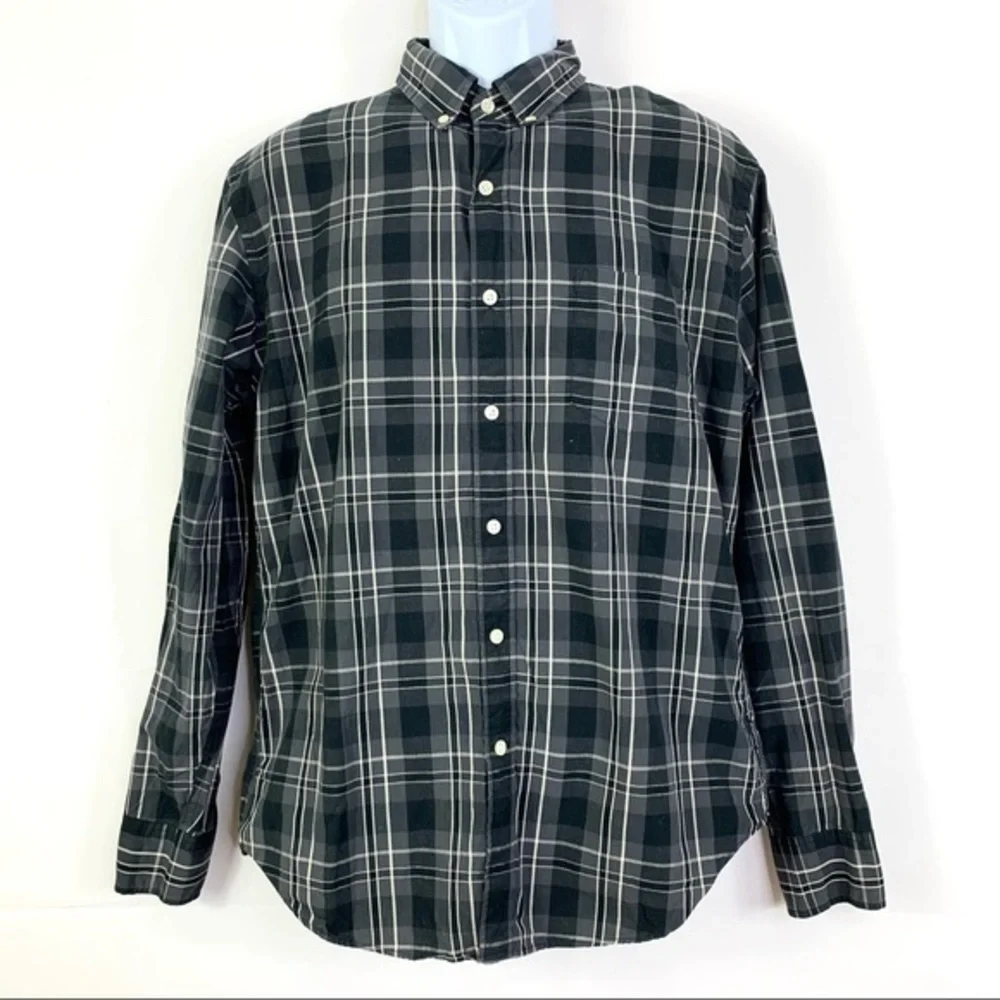 J.Crew Men’s Shirt black plaid buttons Down L